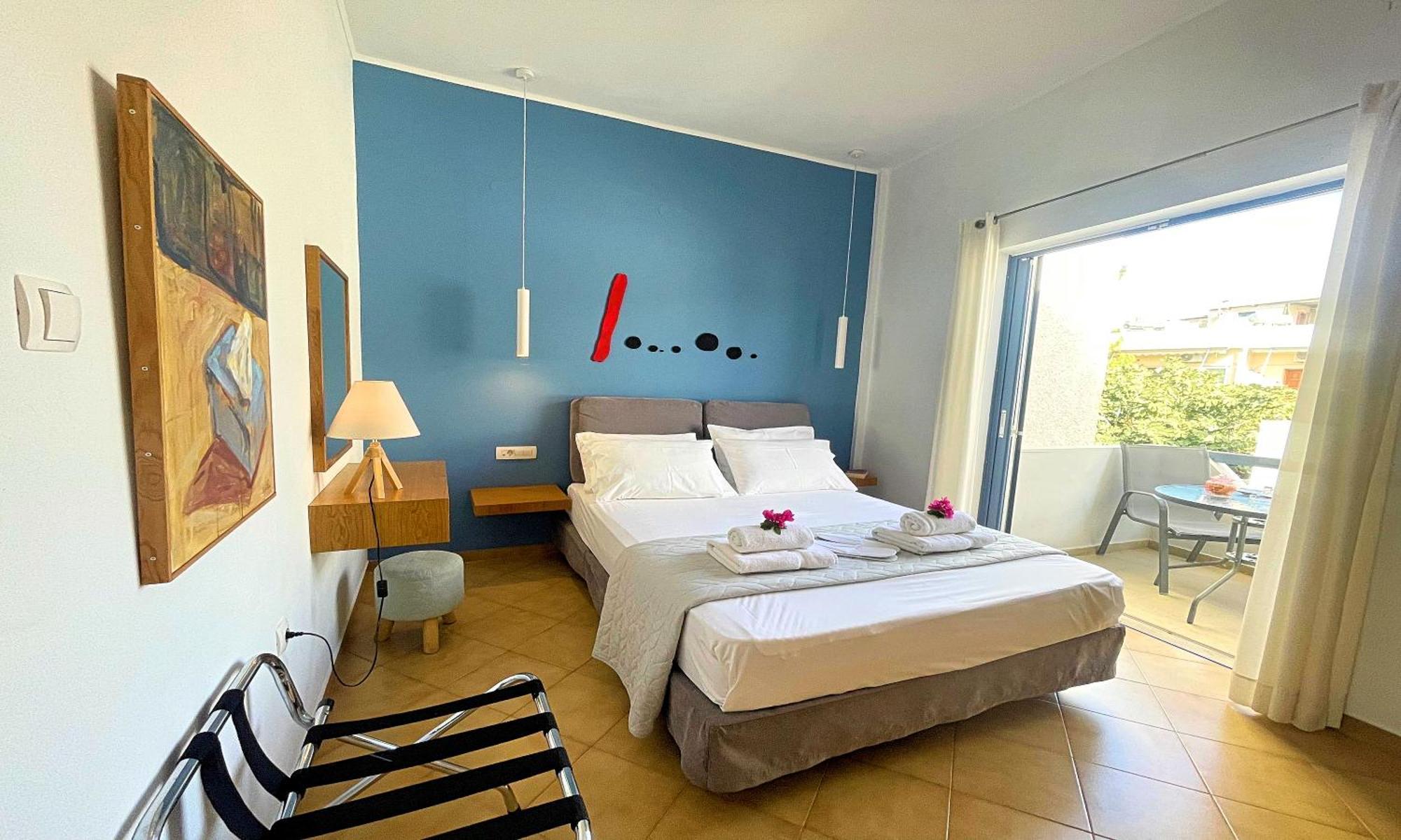 Art Apartment Palaiochora Bagian luar foto