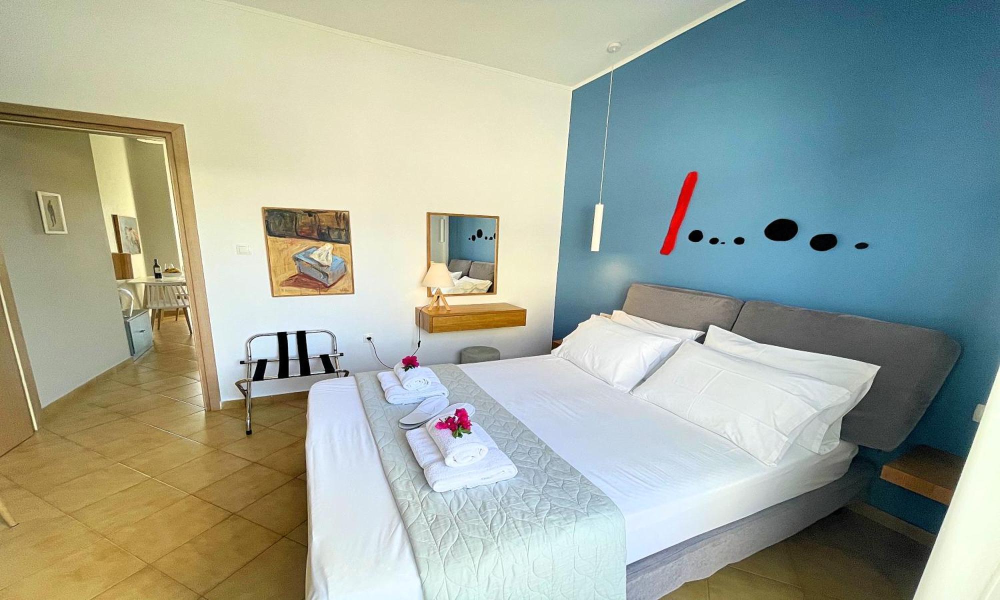 Art Apartment Palaiochora Bagian luar foto