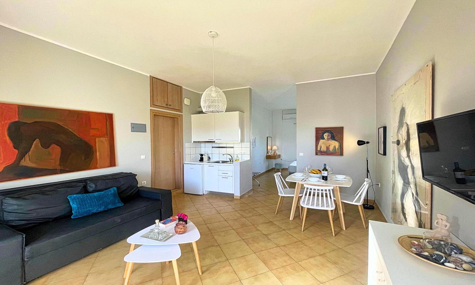 Art Apartment Palaiochora Bagian luar foto